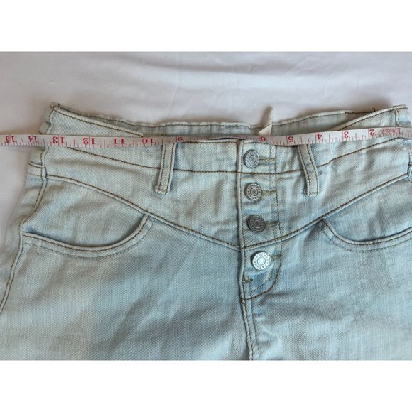 Refuge Womens Cut Off Shorts Frayed Button Up Stretch Mid Rise Blue Size 4 - Picture 3 of 9